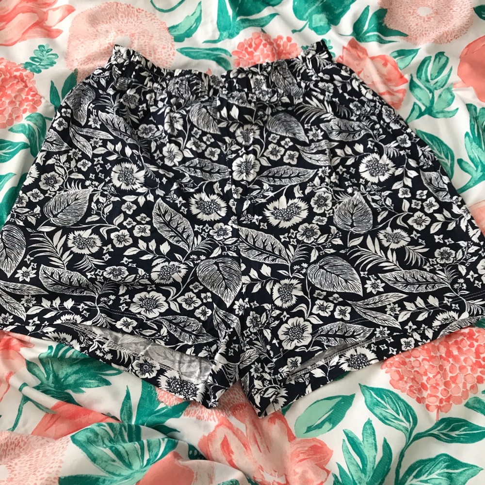 printed shorts